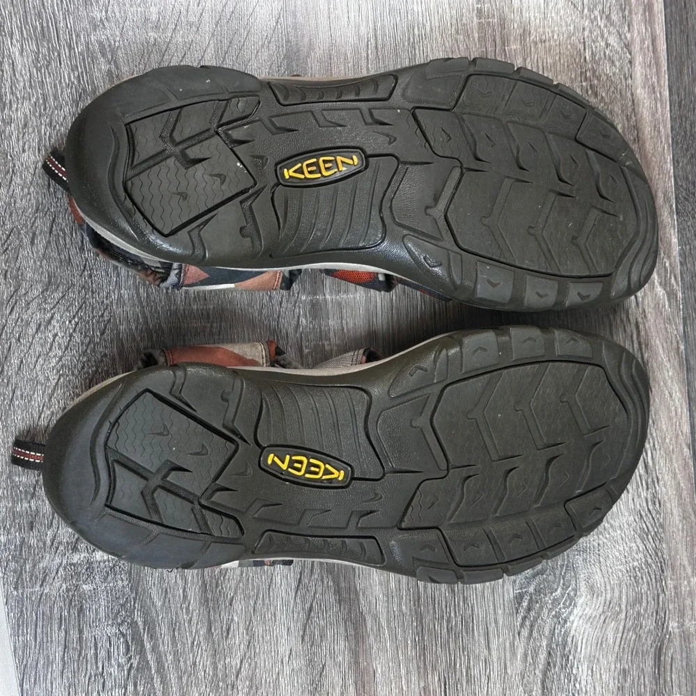 KEEN Newport H2 Sandals Mens 13 Geometric Camo Waterproof Hiking Sport Shoes